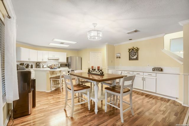 6914 Barkley Trl, San Antonio, TX 78250