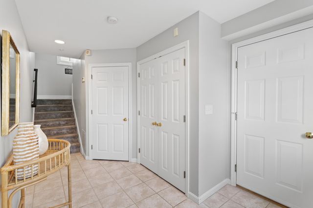 520 Ocean Blvd Unit 10, Hampton, NH 03842