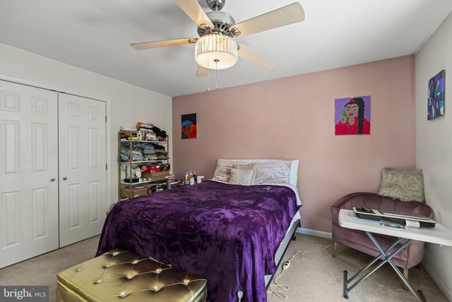 802 RENNARD LN, Morrisville, PA 19067