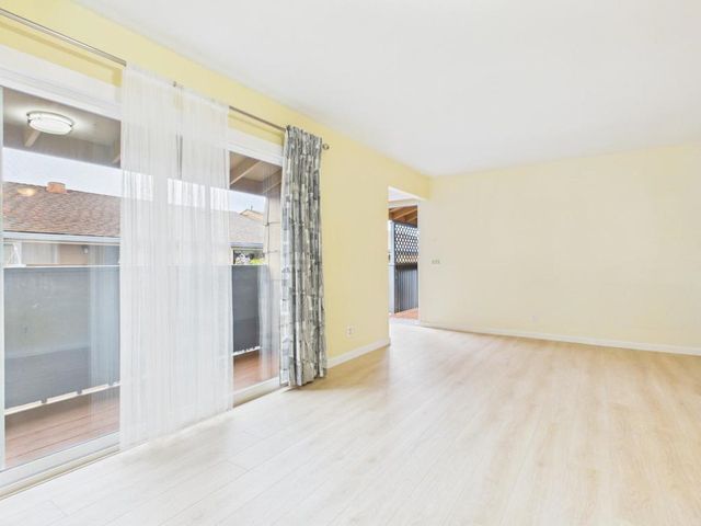 3158 Eucalyptus Street 22, Marina, CA 93933