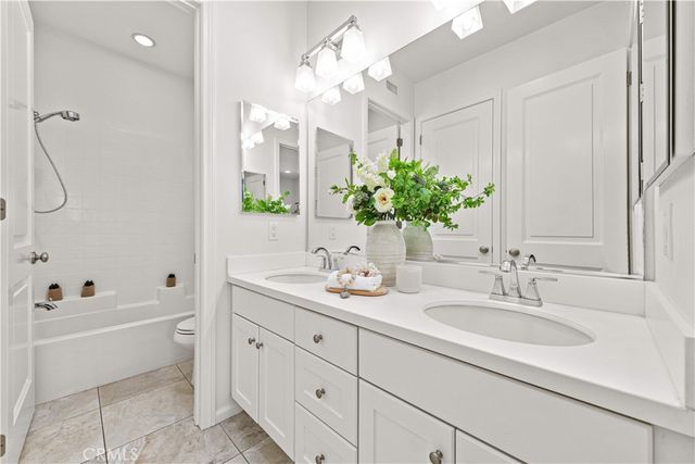 60 Strawberry Grove, Irvine, CA 92620