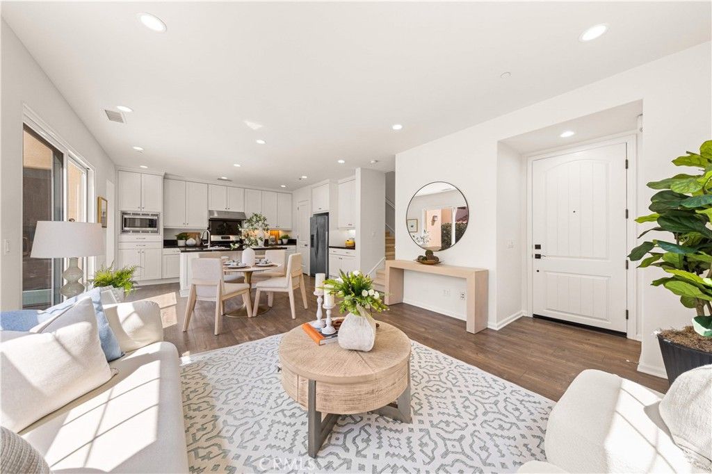 60 Strawberry Grove, Irvine, CA 92620 — photo 4