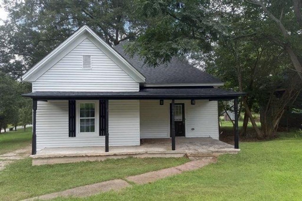 29 Cotton Street, Commerce, GA 30529