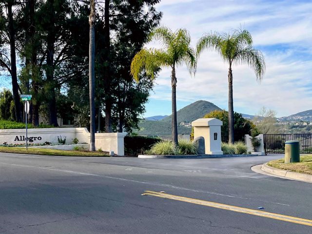 731 Concerto Glen, Escondido, CA 92025