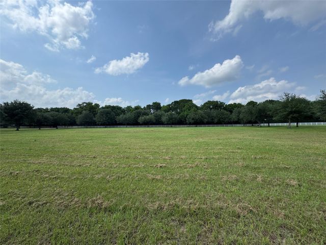 24077 Old Dobbin Plantersvil Road, Montgomery, TX 77316
