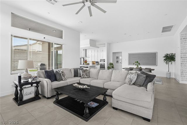 10253 Fairview Ridge Court, Las Vegas, NV 89166