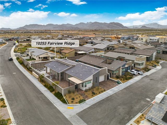 10253 Fairview Ridge Court, Las Vegas, NV 89166