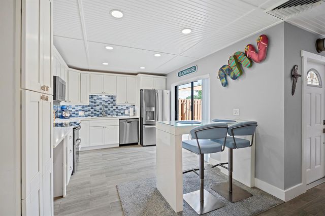 6163 SE Riverboat Drive 1018, Stuart, FL 34997