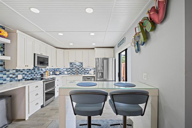 6163 SE Riverboat Drive 1018, Stuart, FL 34997
