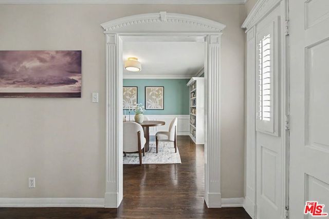 11027 Cashmere Street, Los Angeles, CA 90049
