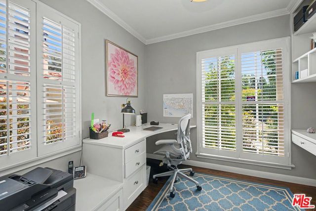 11027 Cashmere Street, Los Angeles, CA 90049