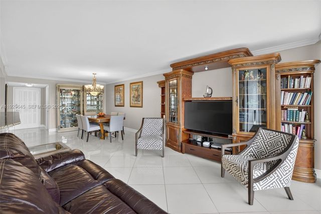 200 Leslie Dr 707, Hallandale Beach, FL 33009