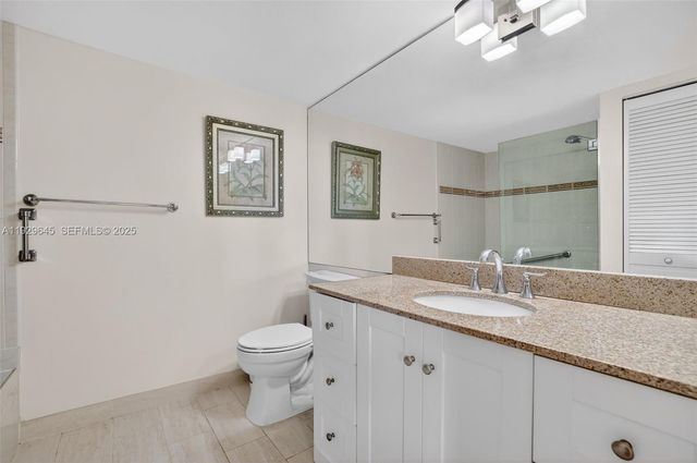 200 Leslie Dr 707, Hallandale Beach, FL 33009