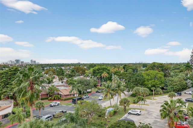 200 Leslie Dr 707, Hallandale Beach, FL 33009