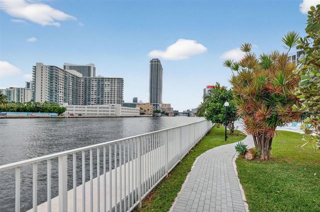 200 Leslie Dr 707, Hallandale Beach, FL 33009