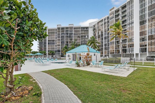 200 Leslie Dr 707, Hallandale Beach, FL 33009