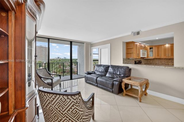 200 Leslie Dr 707, Hallandale Beach, FL 33009