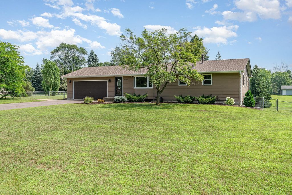 15341 Zirconium Street NW, Ramsey, MN 55303