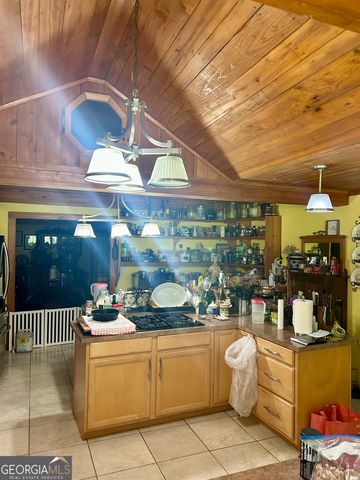 1182 Jacksonville HWY, Fitzgerald, GA 31750