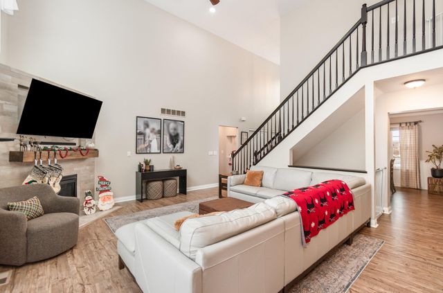 2258 Bluegrama Drive, Burlington, KY 41005