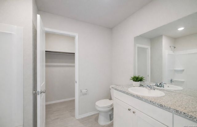 7411 Donkey Valley, San Antonio, TX 78240