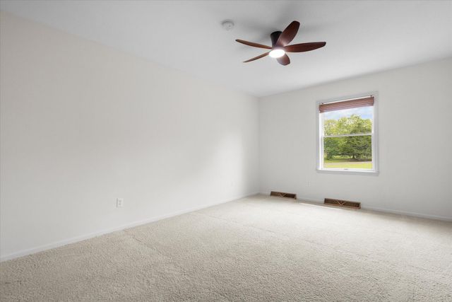 5121 N RTE E, Columbia, MO 65202