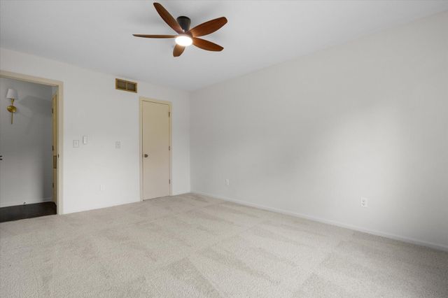 5121 N RTE E, Columbia, MO 65202