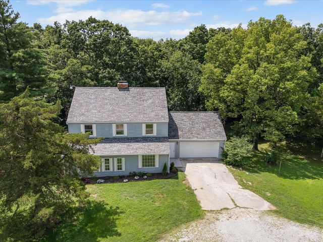 5121 N RTE E, Columbia, MO 65202