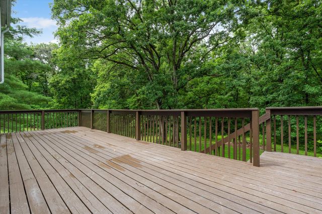 5121 N RTE E, Columbia, MO 65202