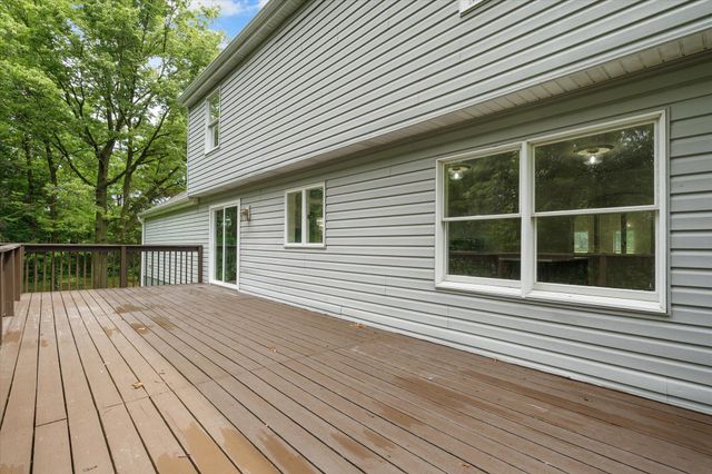 5121 N RTE E, Columbia, MO 65202