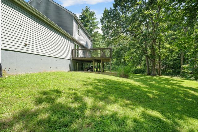 5121 N RTE E, Columbia, MO 65202