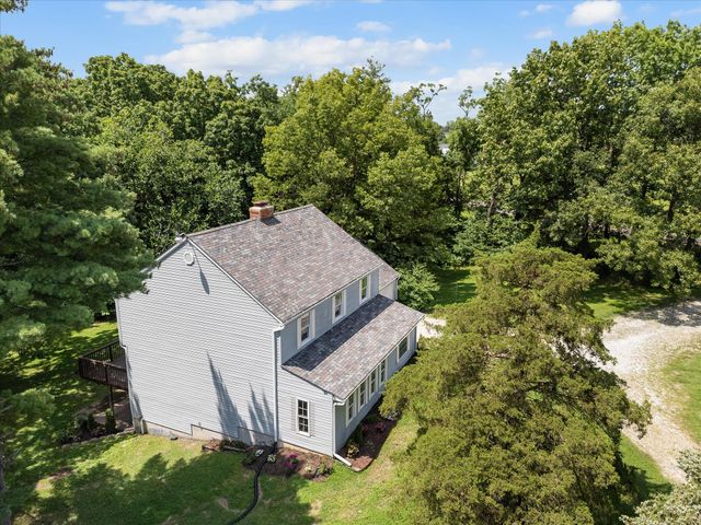 5121 N RTE E, Columbia, MO 65202