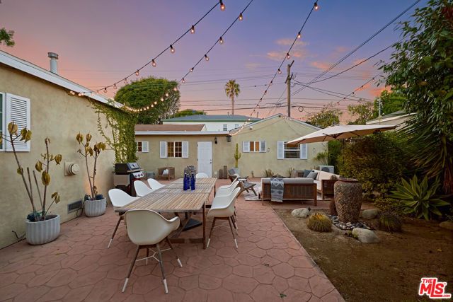2903 Delaware Avenue, Santa Monica, CA 90404
