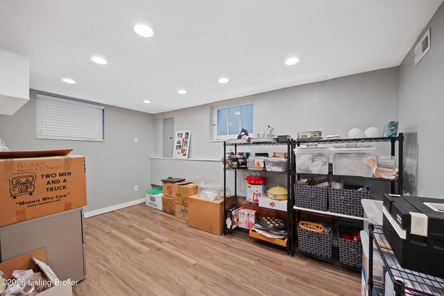 1906 Rutherford Ave, Louisville, KY 40205