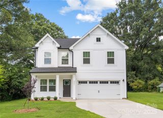 5941 Maple Street 7165, Charlotte, NC 28269