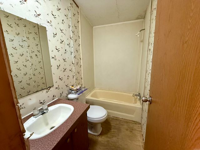 618 Polk Road 24, Cove, AR 71937