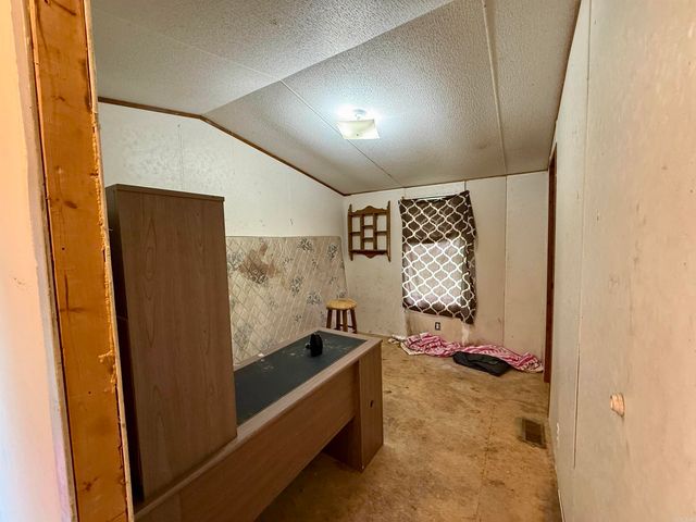 618 Polk Road 24, Cove, AR 71937