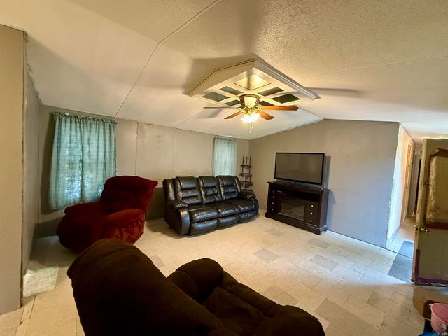 618 Polk Road 24, Cove, AR 71937
