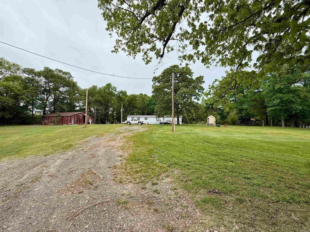618 Polk Road 24, Cove, AR 71937