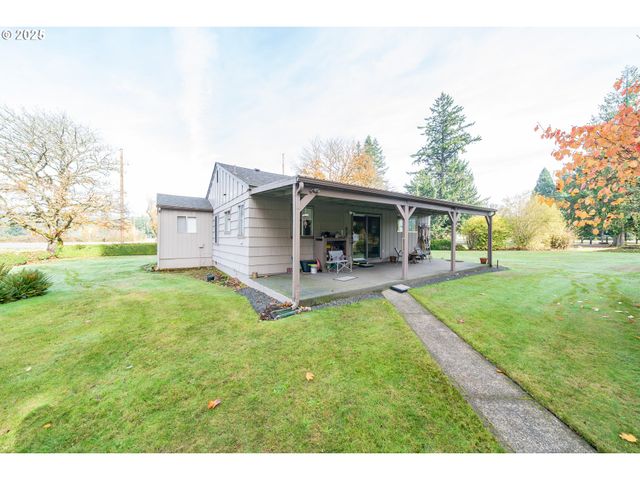 46280 LYONS MILL CITY Dr, Lyons, OR 97358