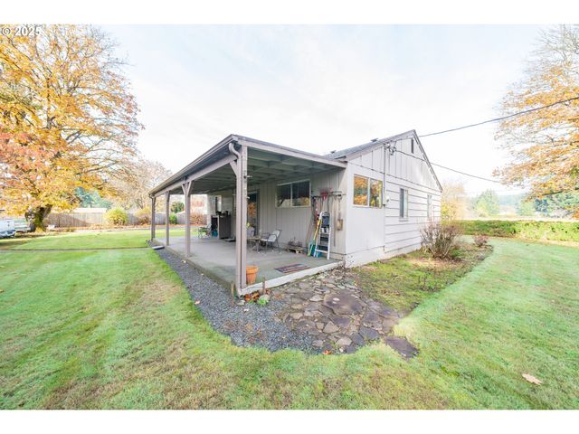 46280 LYONS MILL CITY Dr, Lyons, OR 97358