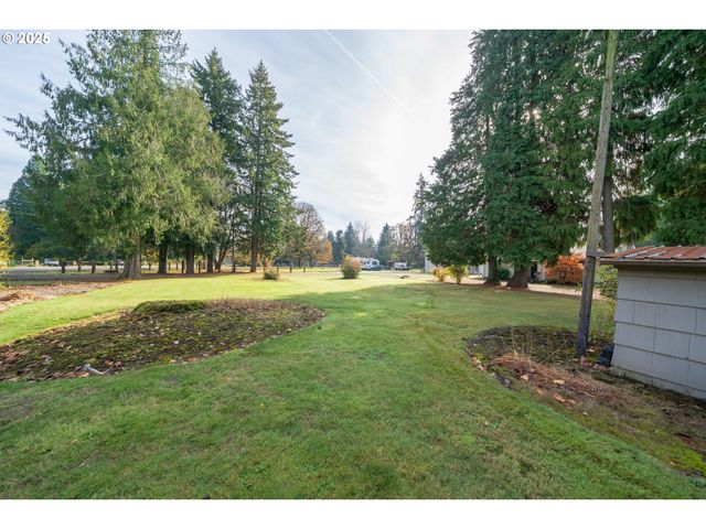 46280 LYONS MILL CITY Dr, Lyons, OR 97358