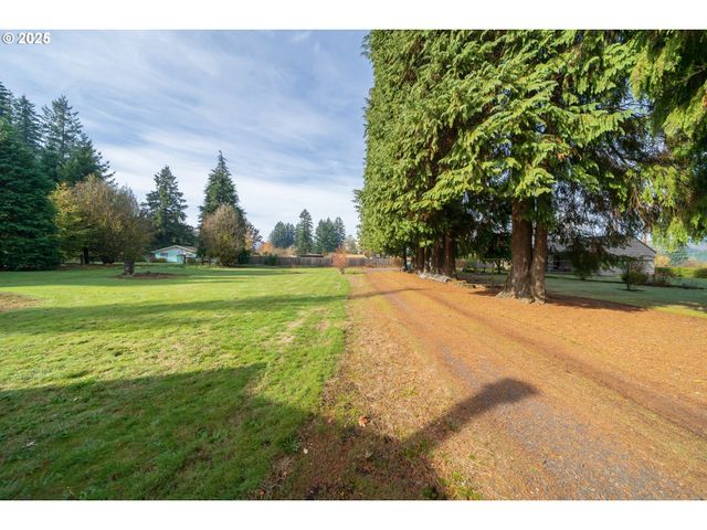 46280 LYONS MILL CITY Dr, Lyons, OR 97358