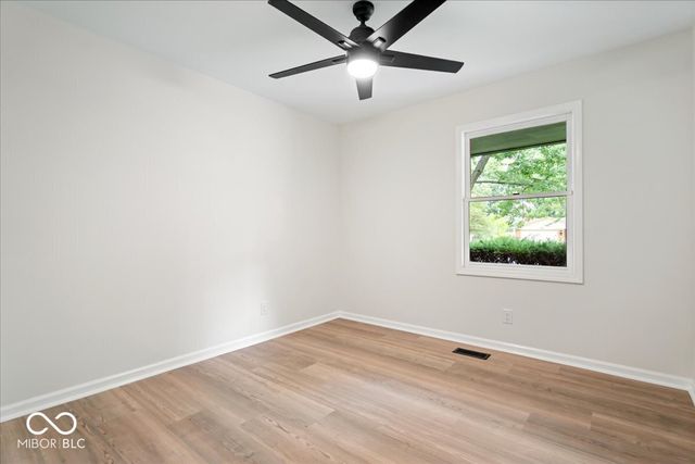 66 Plainview, Avon, IN 46123