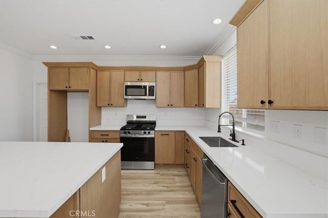 12722 2nd, Victorville, CA 92395