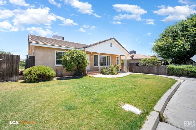 2902 Morse Court, Bakersfield, CA 93308