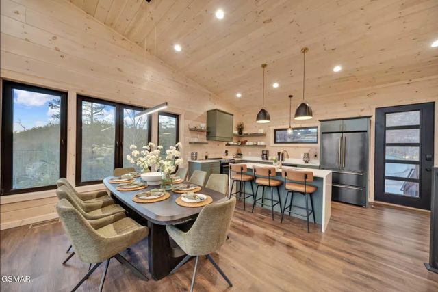 1834 Blue Tick Way, Sevierville, TN 37876