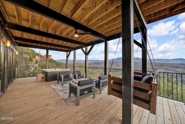 1834 Blue Tick Way, Sevierville, TN 37876