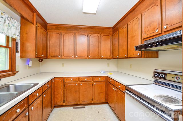 1800 Brantley Road, Kannapolis, NC 28083