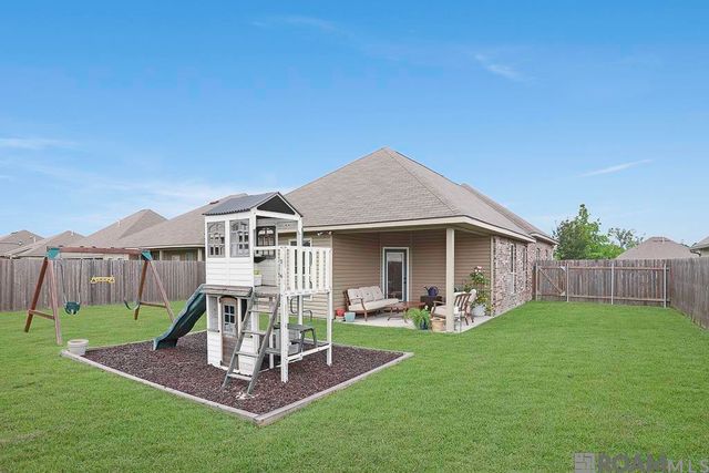 42351 Carterstone Ave, Prairieville, LA 70769